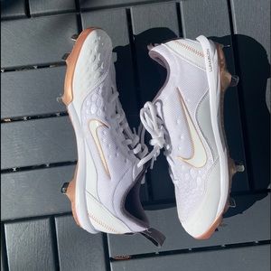 Nike Hyperdiamond 2 Pro Metal Softball Cleat